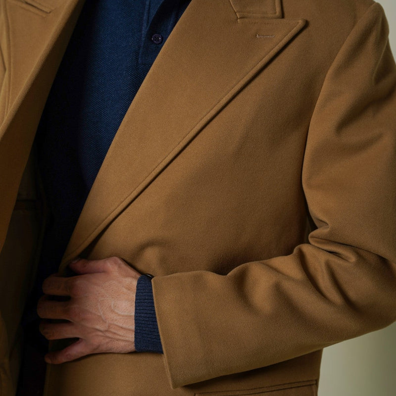 DOUBLE BREASTED OVERCOAT