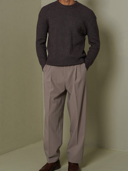 CLASSIC CREWNECK SWEATER