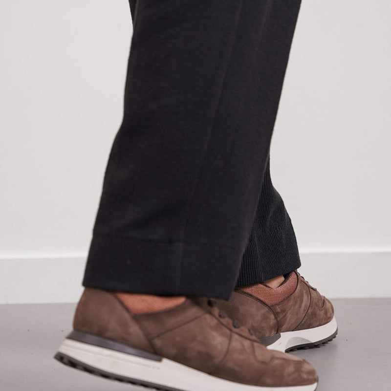 MONOTONE LEATHER SNEAKERS