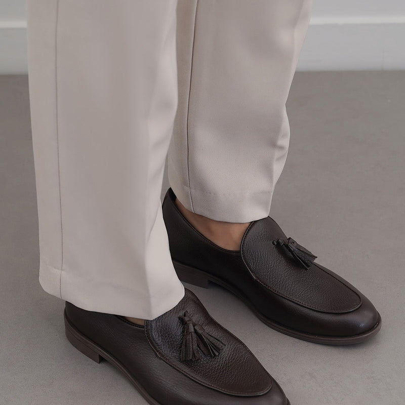 GRAINED LEATHER TASSEL LOAFERS
