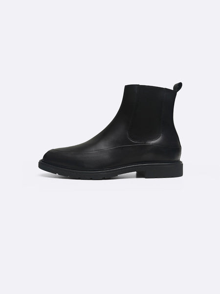 LEATHER CHELSEA BOOTS