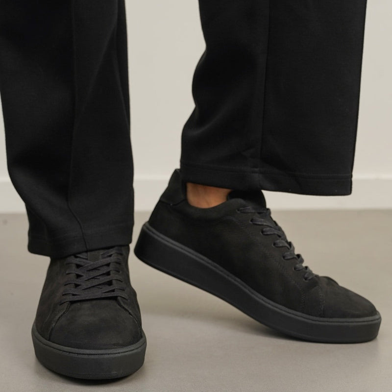 LEATHER LACE-UP SNEAKERS