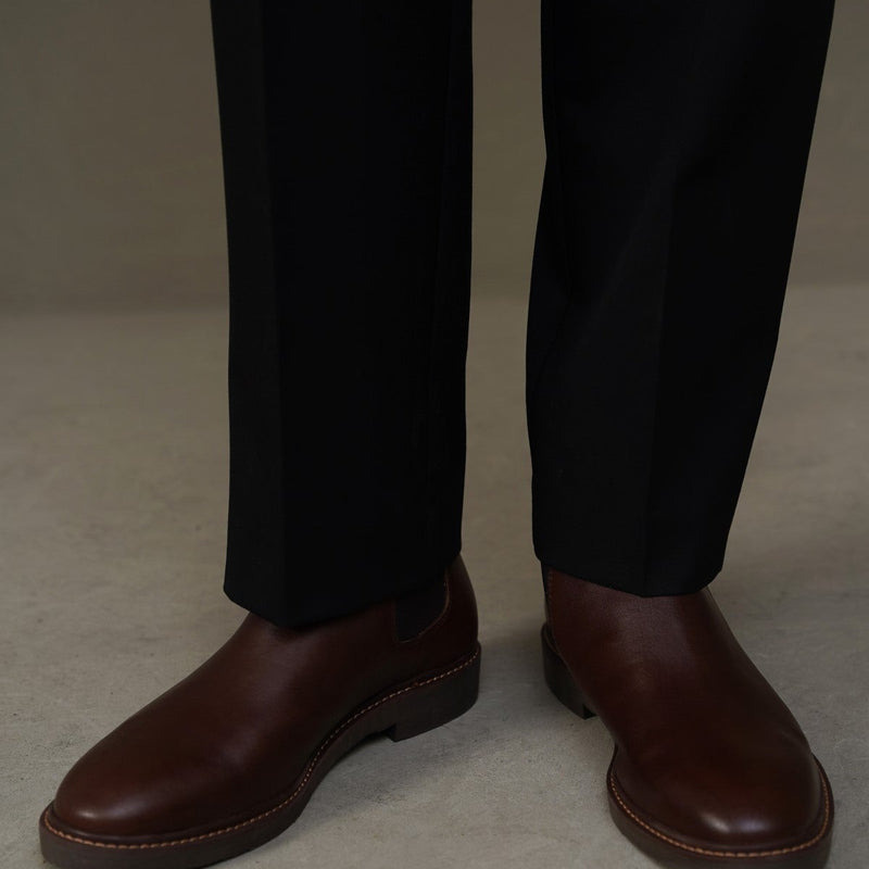 LEATHER CHELSEA BOOTS