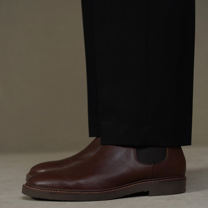 LEATHER CHELSEA BOOTS
