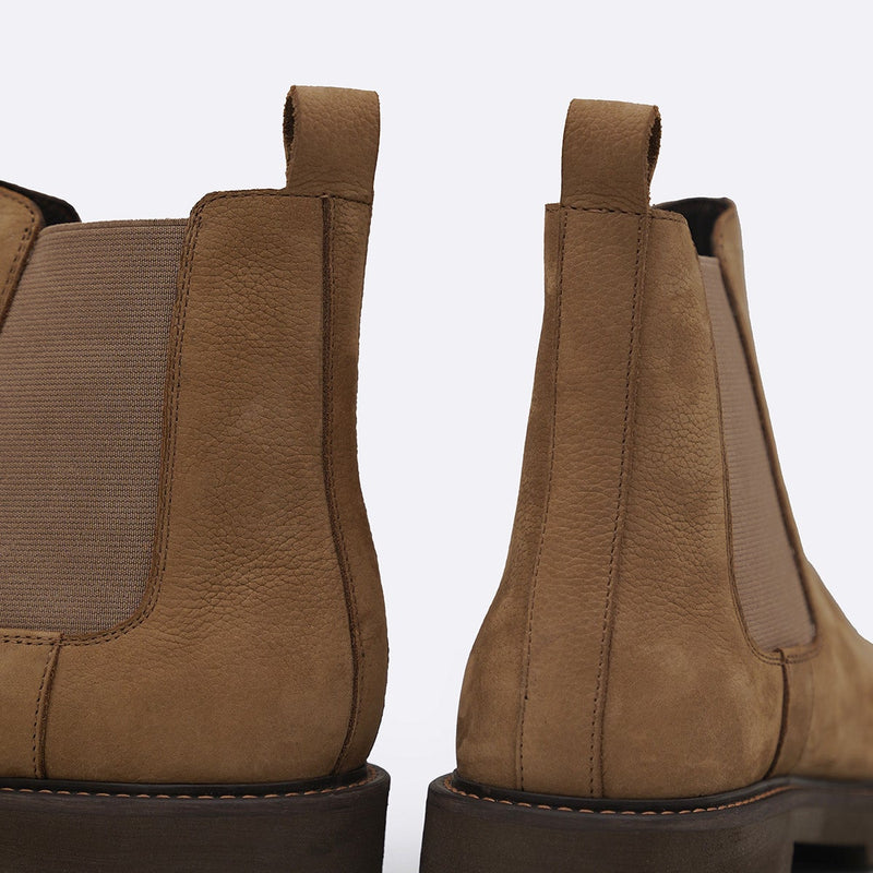 LEATHER CHELSEA BOOTS