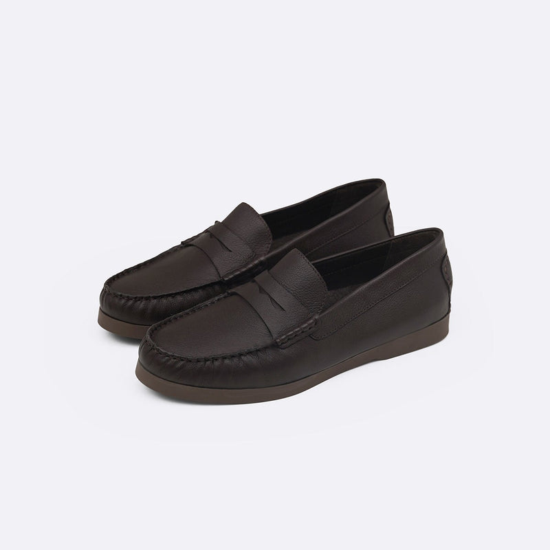 CLASSIC LEATHER LOAFERS