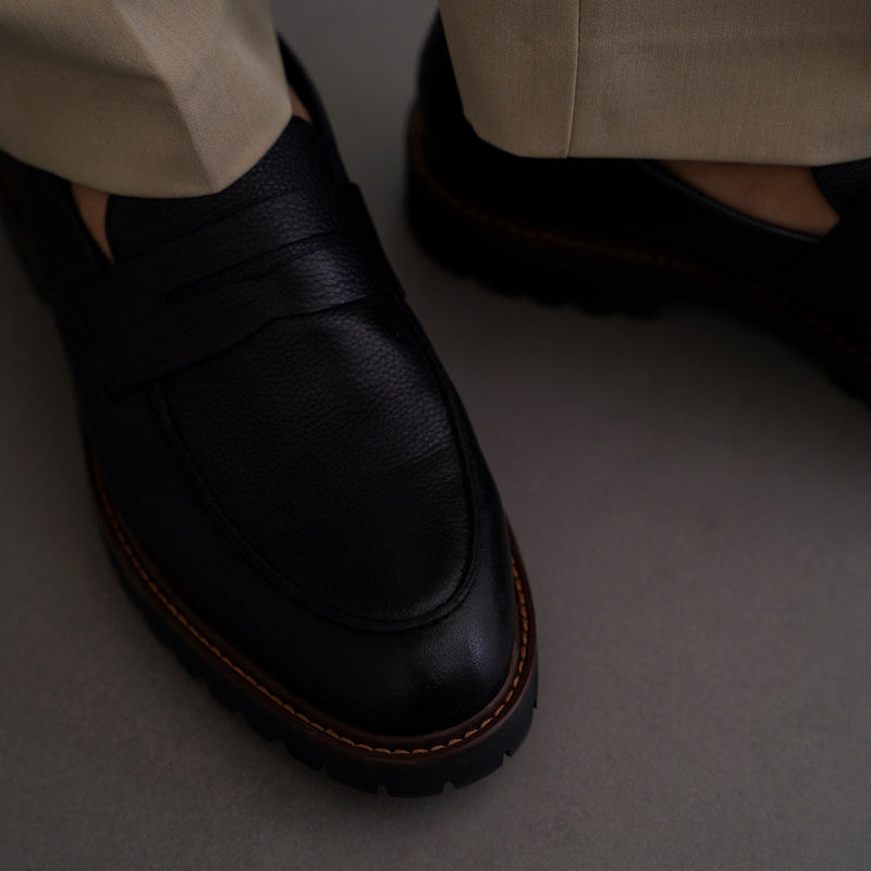 CHUNKY LEATHER LOAFERS