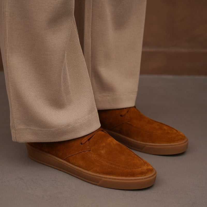 LOW-TOP LEATHER SNEAKERS