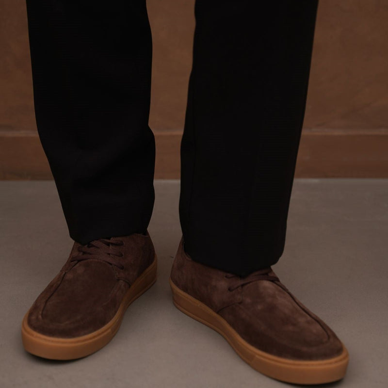 LOW-TOP LEATHER SNEAKERS