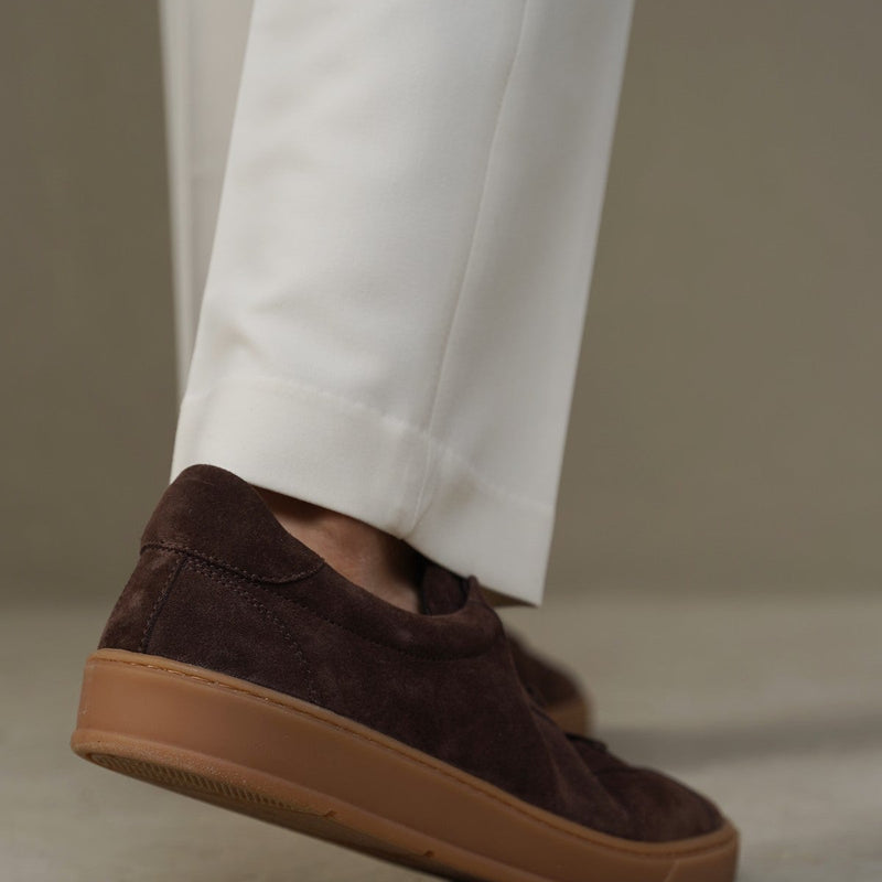 LOW-TOP LEATHER SNEAKERS