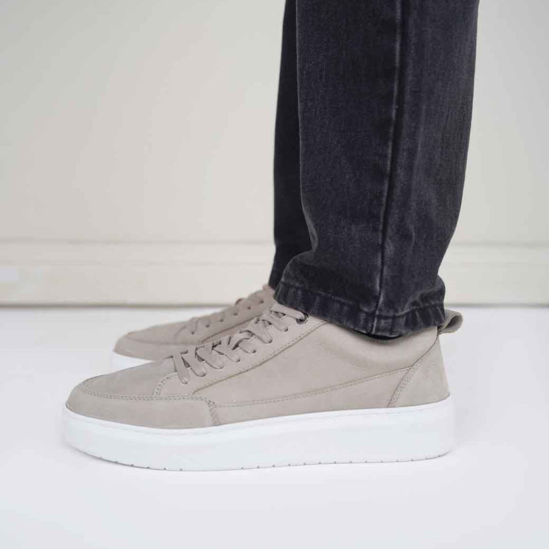 PLATFORM LEATHER SNEAKERS