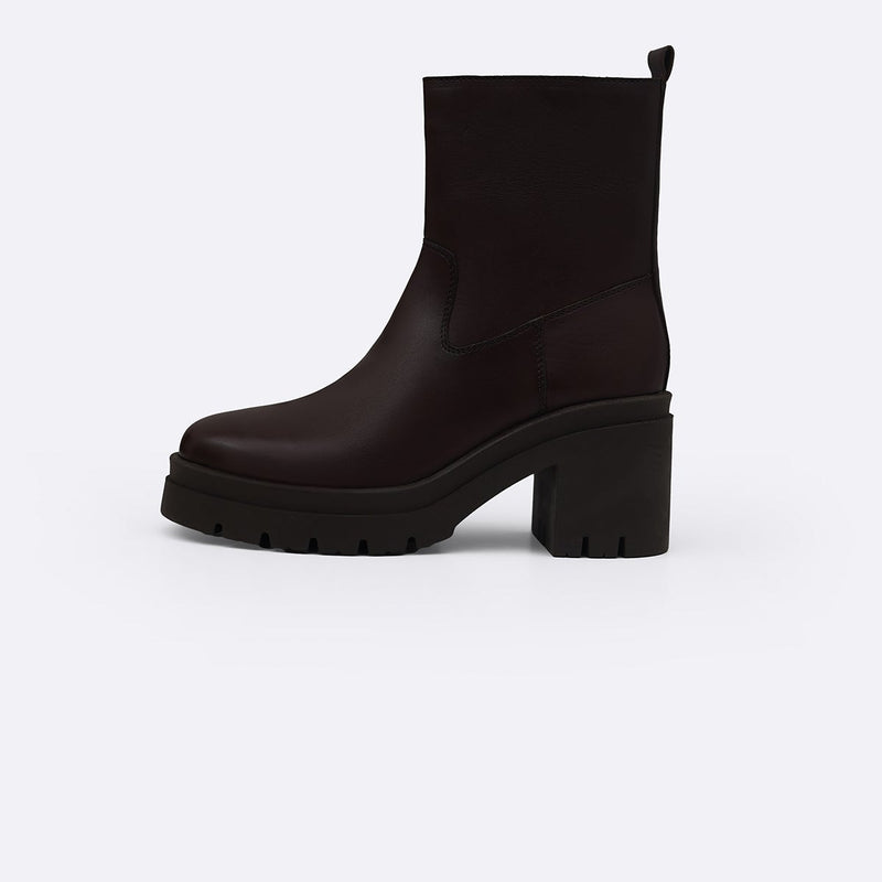 LEATHER PLATFORM BOOTS