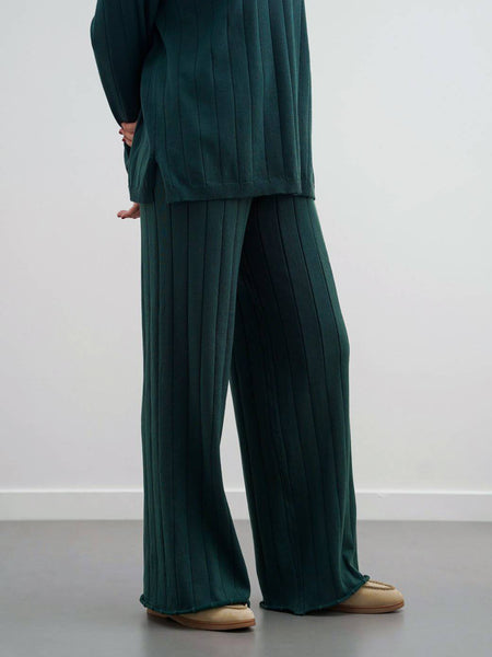 RIB-KNIT STRAIGHT PANTS