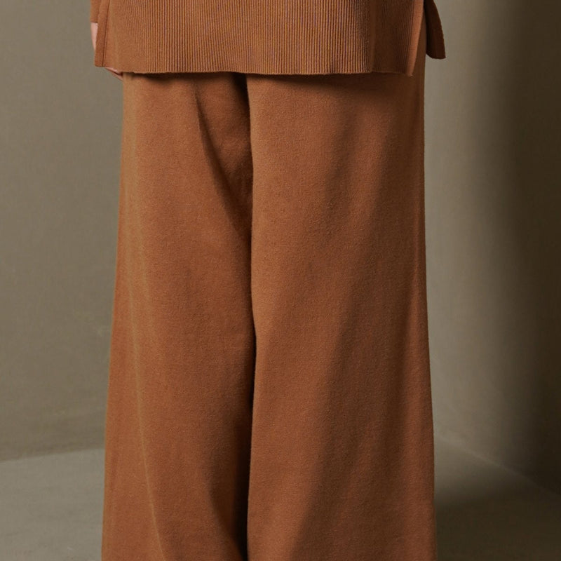 FLOWY KNIT TROUSERS