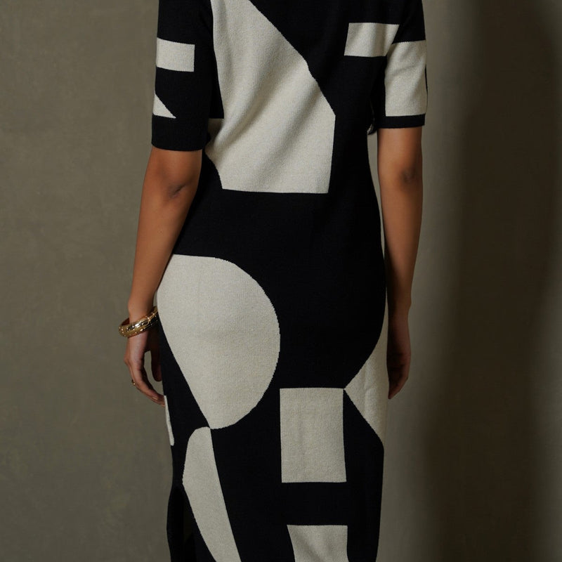 COLORBLOCK SWEATER DRESS