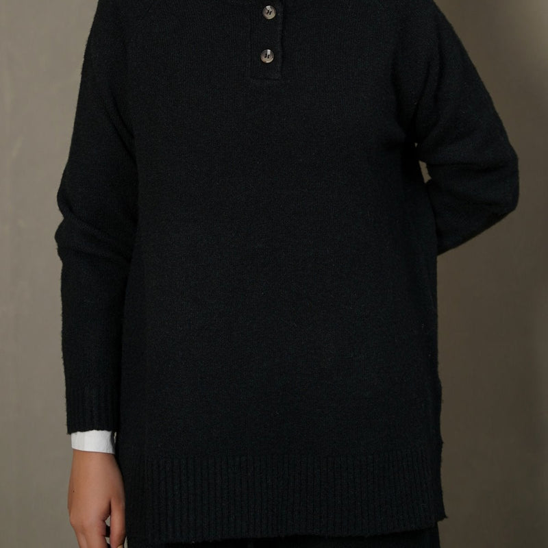 HENLEY RIBBED PULLOVER