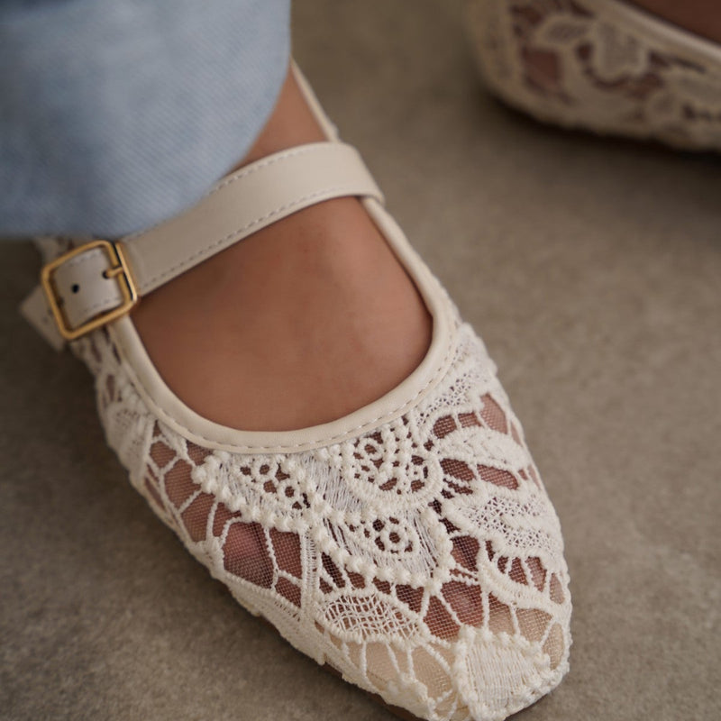 LACE MARY-JANES