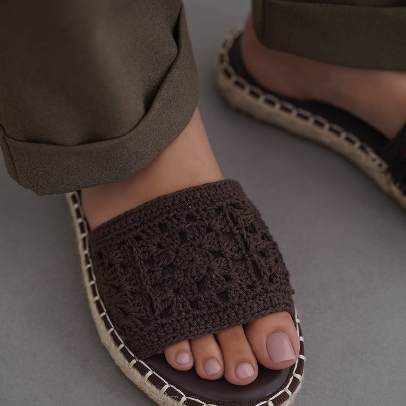 ROMA WOVEN SLIDES