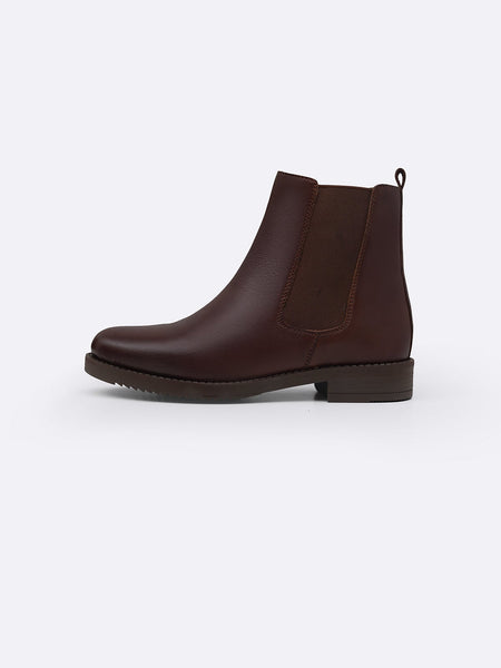 LEATHER CHELSEA BOOTS