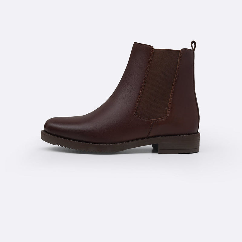 LEATHER CHELSEA BOOTS