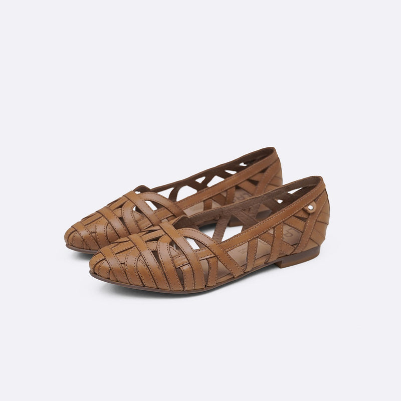 LEATHER WOVEN PUMPS