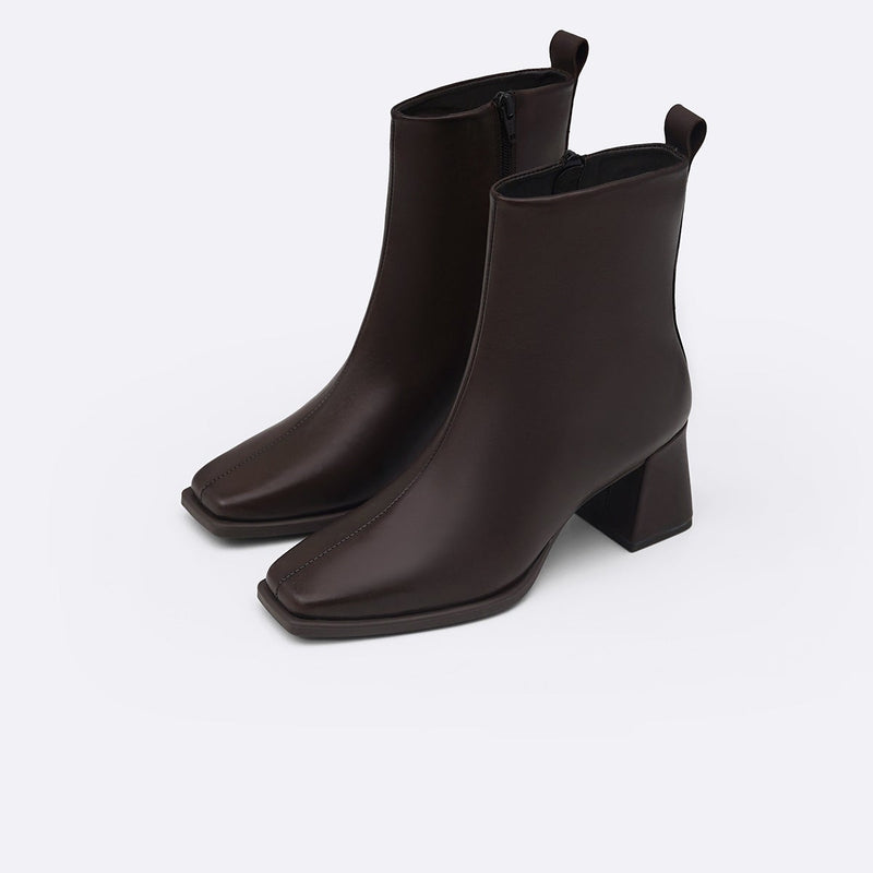 TOP-STITCH LEATHER BOOTS