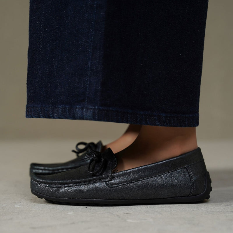 BOW LEATHER MOCCASINS