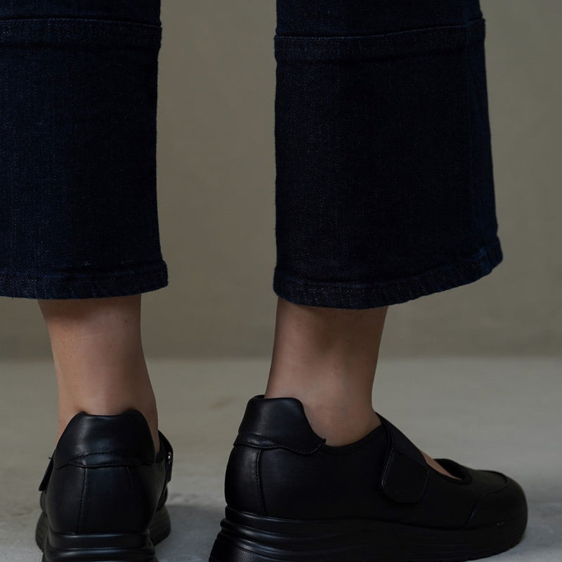 EASY PLATFORM SNEAKERS