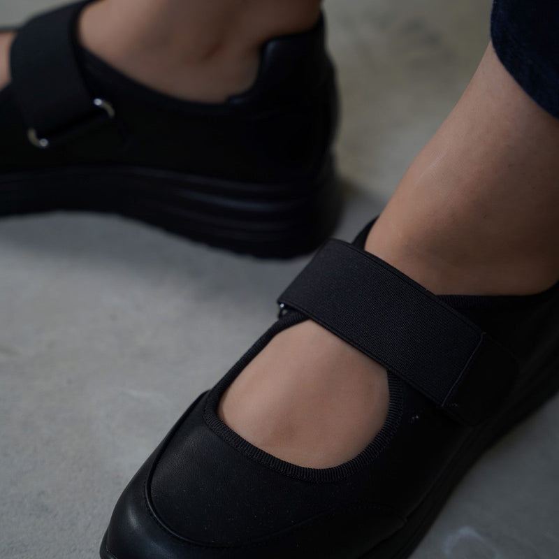 EASY PLATFORM SNEAKERS