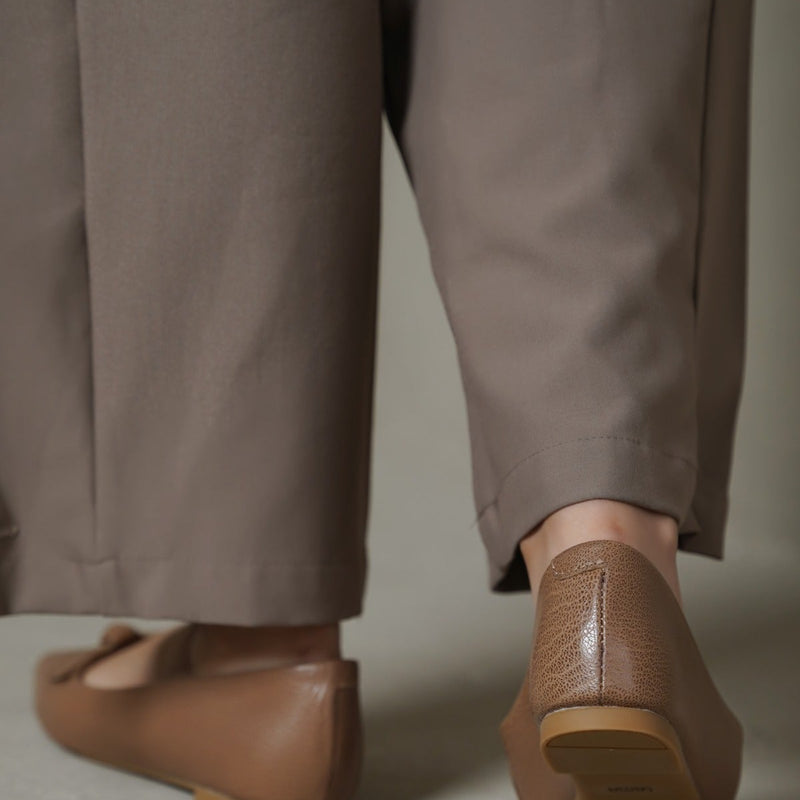 TEXTURED LEATHER PUMPS