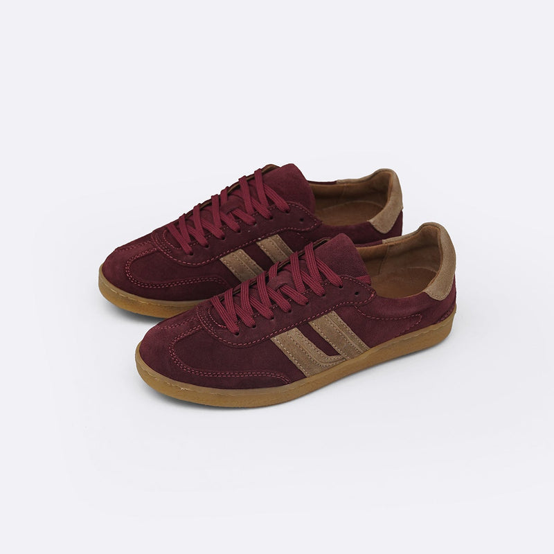 SUEDE ESSENTIAL SNEAKERS