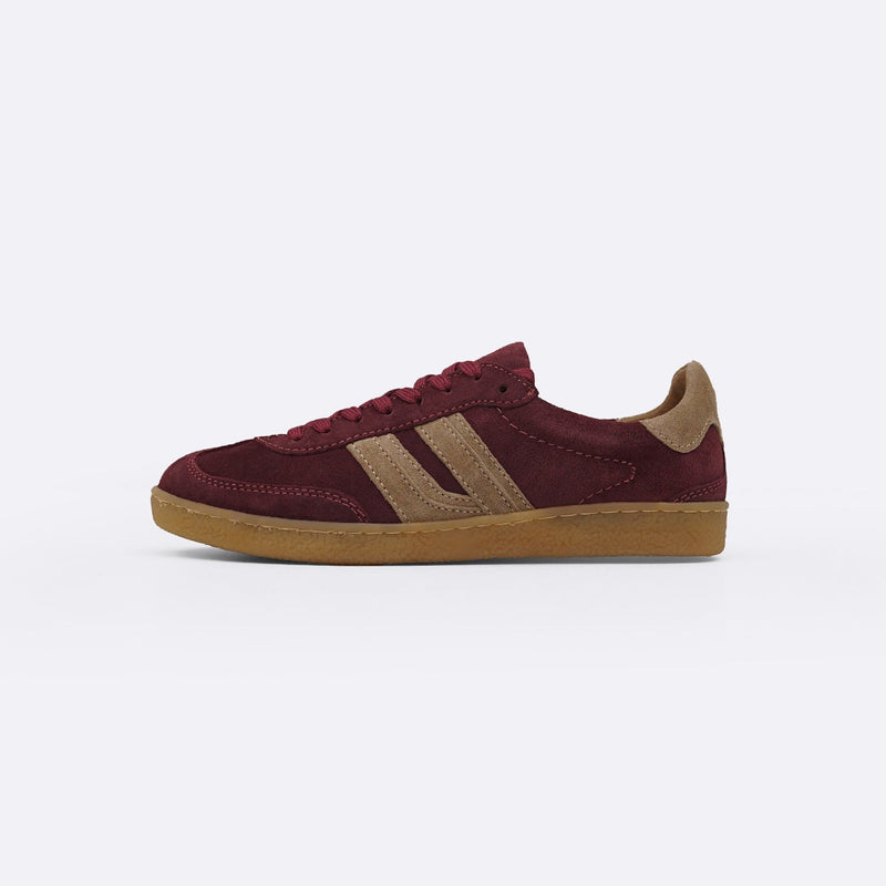 SUEDE ESSENTIAL SNEAKERS