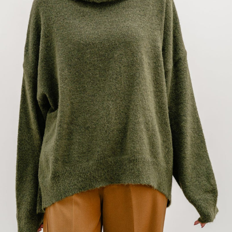 MANHATTAN HIGH NECK SWEATER